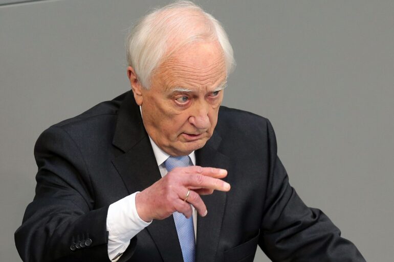 Nimmt die SPD-Spitze hinsichtlich ihrer Ukraine-Poltik in die Kritik: Historiker Heinrich August Winkler (Archivbild).