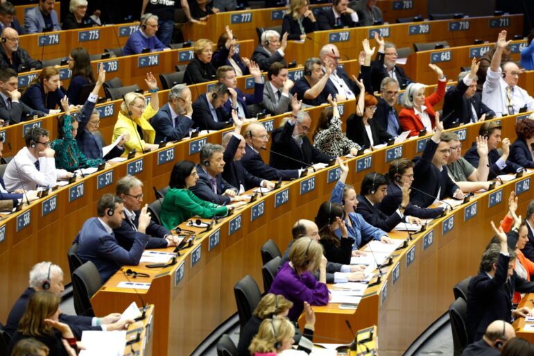 Das EU-Parlament hat für die umstrittene Asylreform gestimmt.
