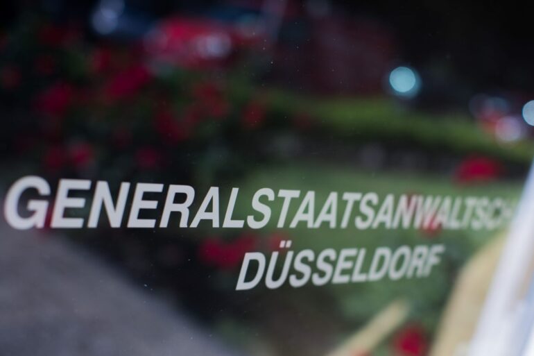 Vier Jugendliche aus NRW und Baden-Württemberg sollen einen islamistischen Terroranschlag geplant haben. Die Generalstaatsanwaltschaft Düsseldorf ermittelt.