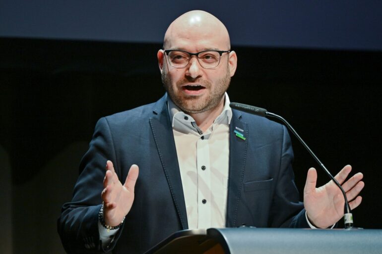 «Als Amtsträger muss man heutzutage damit rechnen, dass man auch mal Morddrohungen bekommt», sagt René Wilke (Die Linke), Oberbürgermeister der Stadt Frankfurt (Oder).