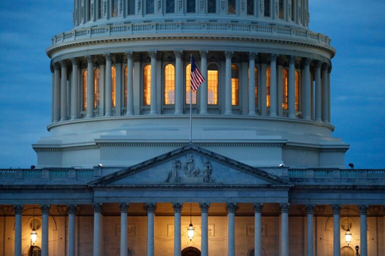 Blick auf die Kuppel des Kapitols in Washington.