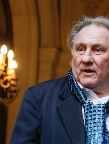 Wegen erneuter Vorwürfe sexueller Übergriffe ist der französische Schauspielstar Gérard Depardieu zum Verhör geladen worden (Archivbild).