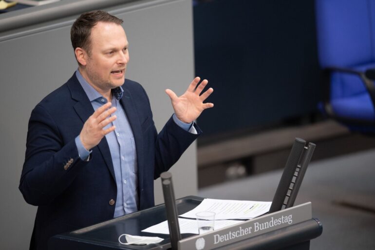 Grünenpolitiker Kai Gehring im Bundestag.