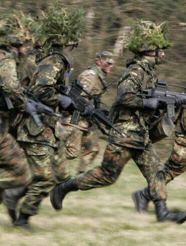 2011 war die Wehrpflicht in Deutschland nach 55 Jahren ausgesetzt worden.