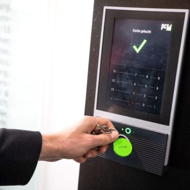 Überstunden werden häufig digital erfasst (Symbolbild).