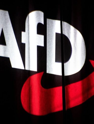 Gericht: Die AfD wird zu Recht als rechtsextremistischer Verdachtsfall eingestuft.