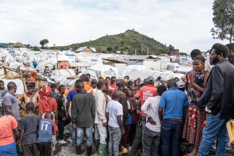 Ein Flüchtlingslager am Rande von Goma: 75,9 Millionen Menschen waren Ende 2023 Binnenvertriebene.