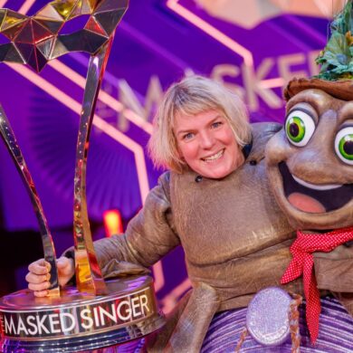 Die Komikerin Mirja Boes gewinnt als Figur "Der Floh“ das Finale der ProSieben-Show "The Masked Singer".