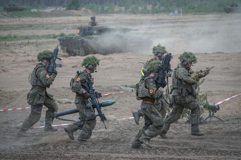 Die Bundeswehr beteiligte sich unter anderem mit einem Großmanöver mit dem Namen Quadriga 2024 an Steadfast Defender.