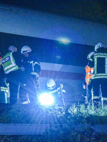 Laut einer Passagierin waren die Einsatzkräfte schnell vor Ort.