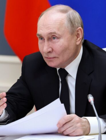 Der russische Präsident Wladimir Putin stellte sich in St. Petersburg den Fragen internationaler Nachrichtenagenturen. (Archivfoto)
