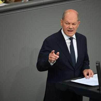 «Wer Terrorismus verherrlicht wendet sich gegen alle unsere Werte und gehört auch abgeschoben»: Olaf Scholz.