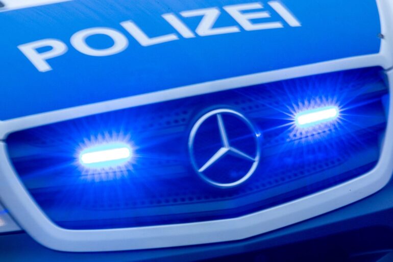 Die Polizei ermittelt wegen des Verdachts der Volksverhetzung.