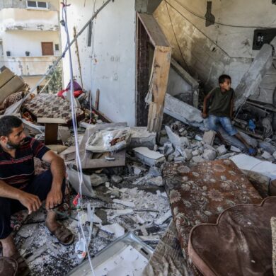 Der genaue Inhalt der Antwort auf Bidens Waffenruhe-Vorschlag bleibt zunächst unklar: In der Erklärung der Hamas heißt es lediglich, ihre Priorität lägen darin, dass der Krieg im Gazastreifen vollständig beendet wird und sich Israels Armee komplett zurückzieht.