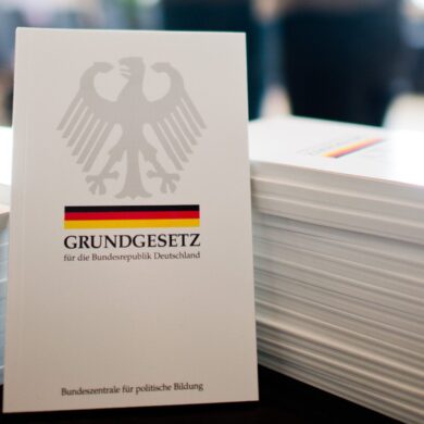 Seit Monaten laufen die Ermittlungen wegen des Verdachts auf Volksverhetzung gegen «mehrere Beschuldigte», die bei einer Weihnachtsfeier der Jungen Union rassistische Parolen genutzt haben sollen.