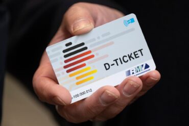 2025 wird das Deutschlandticket wohl nicht mehr nur 49 Euro kosten. (Archivbild)