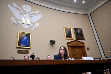 Die Secret-Service-Chefin war viereinhalb Stunden einer zum Teil harschen Befragung ausgesetzt.
