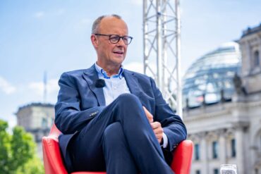 CDU-Chef Merz plädiert für Lieferung von Kampfflugzeugen an Ukraine