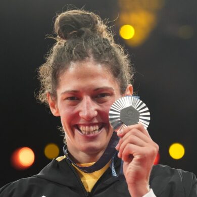 Mit der Silbermedaille um den Hals konnte Miriam Butkereit wieder lächeln.