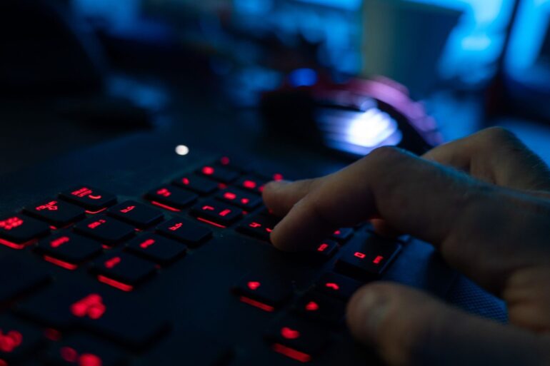 Die weltweiten Computerprobleme wirken sich auch den Börsen aus (Archivbild)