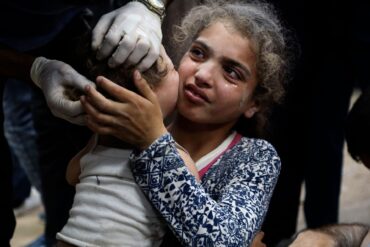 16 Patienten sind bereits vor längerer Zeit aus dem Gazastreifen nach Ägypten evakuiert worden.