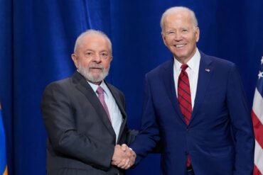 Die Staatschefs der beiden bevölkerungsreichsten Länder in Amerika fordern Transparenz ein.