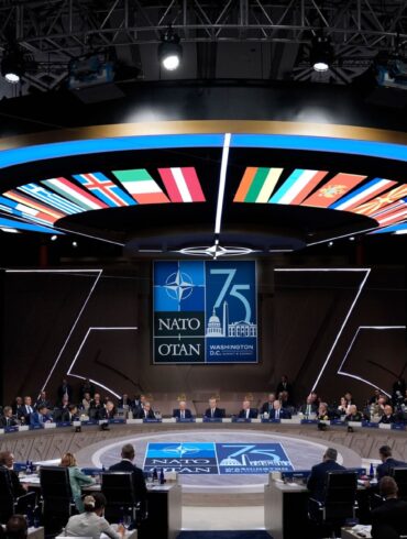 Einer für alle, alle für einen: Das ist die Botschaft, die vom Nato-Gipfel ausgehen soll.