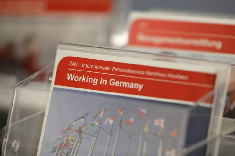 Der Steuerrabatt soll Arbeiten in Deutschland für Spitzenkräfte aus dem Ausland attraktiver machen. (Symbolbild)