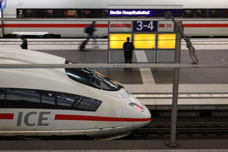 Die Unzuverlässigkeit der Bahn soll sich in der zweiten Jahreshälfte nicht so fortsetzen.