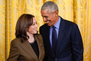 Barack Obama hat sich ein paar Tage Zeit gelassen, bis er sich nun öffentlich hinter die Kandidatur von Kamala Harris stellte. (Archivbild)
