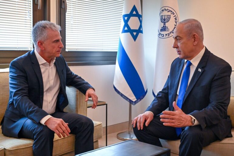 Mossad-Chef Barnea trifft Israels Regierungschef Netanjahu (Archivbild)