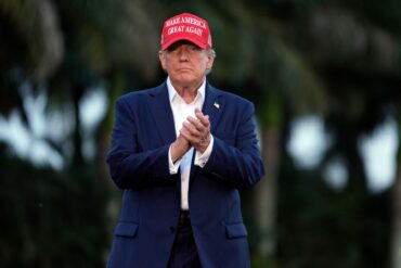 Trump hat bei den parteiinternen Vorwahlen die nötigen Delegiertenstimmel gesammelt. (Archivbild)