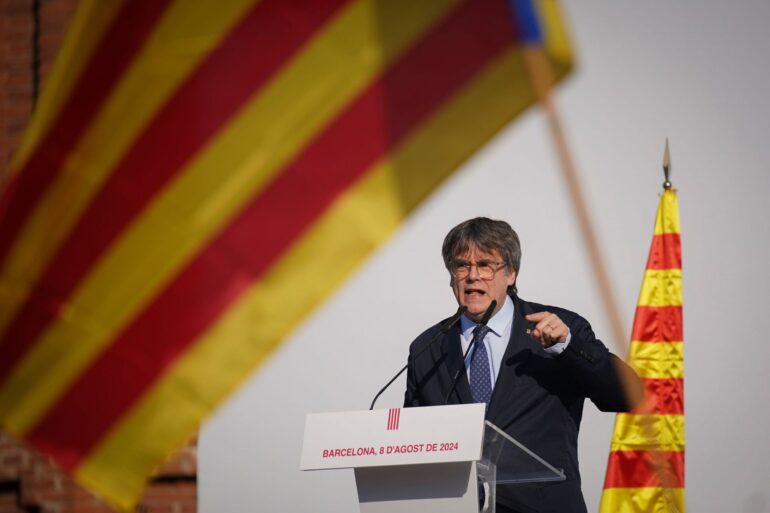 Nach der Rede verschwand Puigdemont von der Bildfläche. Die Polizei leitete eine Großfahndung ein. (Archivbild)