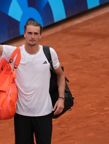 Alexander Zverev muss bei den Olympischen Spielen eine Enttäuschung hinnehmen.