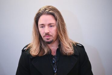 Gil Ofarim hatte vor dem Landgericht Leipzig gestanden, sich den antisemitischen Vorfall ausgedacht zu haben.