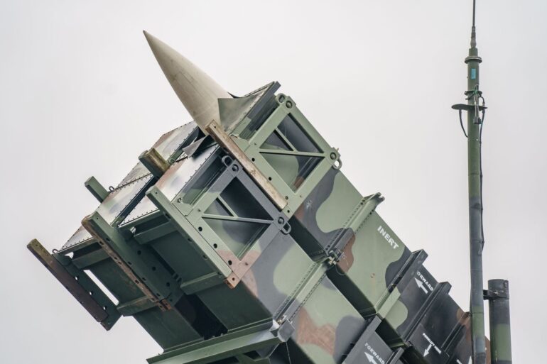 Die USA genehmigen die Auslieferung von Patriot-Raketen an Deutschland.