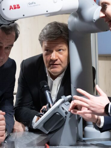 CSU-Chef Markus Söder kann sich eine schwarz-grüne Bundesregierung nicht vorstellen - und begründet das auch mit Robert Habecks Arbeit als Wirtschaftsminister. (Archivbild)