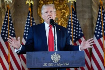 Trump hat nach eigenen Angaben drei Debatten gegen Harris zugestimmt.
