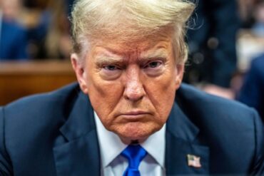Donald Trump hatte in den vergangenen Monaten alle Hände voll zu tun mit verschiedenen Strafverfahren gegen ihn. (Archivbild)