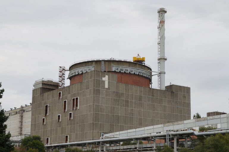 Immer wieder im Visier der Kriegsgegner: Das Atomkraftwerk Saporischschja in der Südukraine. (Archivbild)