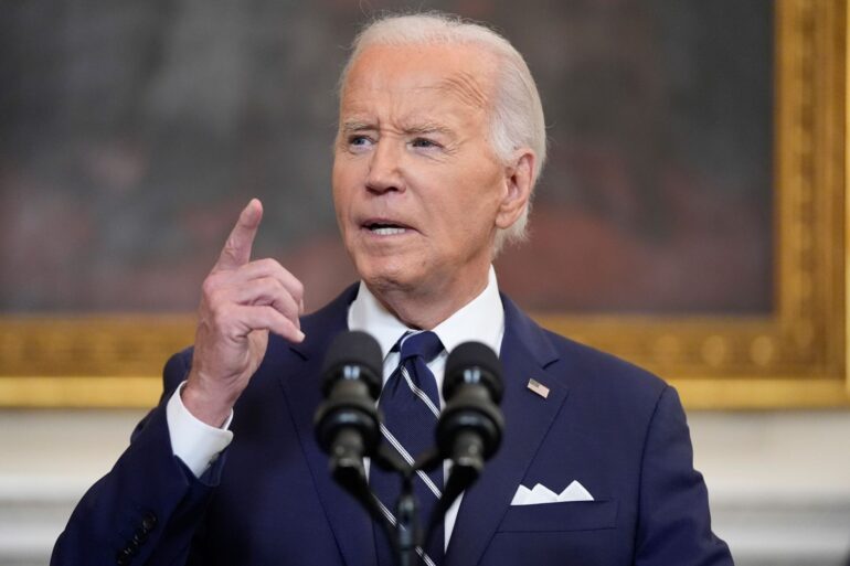 Biden sichert dem Verbündeten Unterstützung zu.