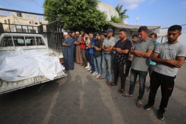 Nach palästinensischen Angaben starben mindestens elf Zivilisten bei israelischen Angriffenin verschiedenen Teilen des Gazastreifens.
