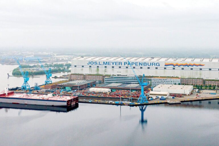 Die für ihre Kreuzfahrtschiffe bekannte Meyer Werft steckt in der größten Krise ihrer Geschichte. (Archivfoto)