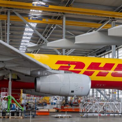 DHL-Flieger in Leipzig: Das Unternehmen hat die Sicherheitsmaßnahmen erhöht. (Archivbild)