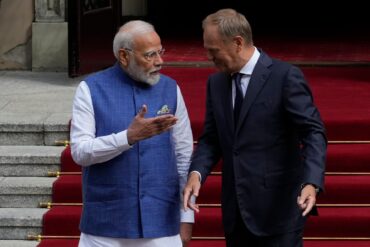 Der indische Ministerpräsident Narendra Modi im Gespräch mit seinem polnischen Amtskollegen Donald Tusk (Foto Aktuell)