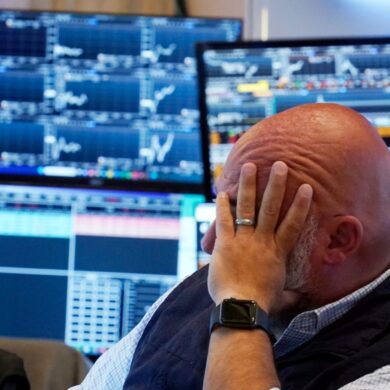 Händler an der New Yorker Börse: Die Lage an den Kapitalmärkten bleibt herausfordernd.