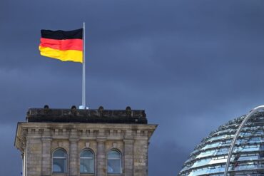 Heute ist das Reichstagsgebäude in Berlin Sitz des Bundestags.