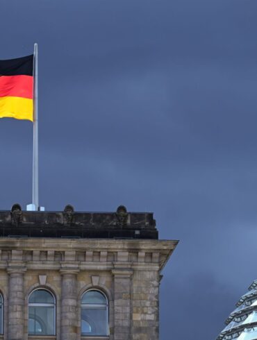 Heute ist das Reichstagsgebäude in Berlin Sitz des Bundestags.