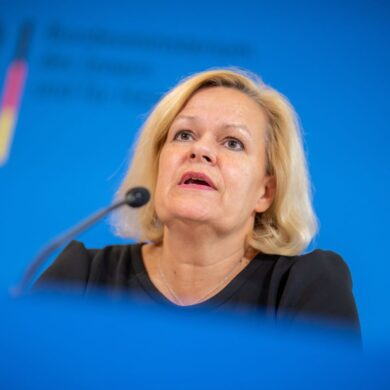 Innenministerin Nancy Faeser hat die Kontrollen angeordnet.