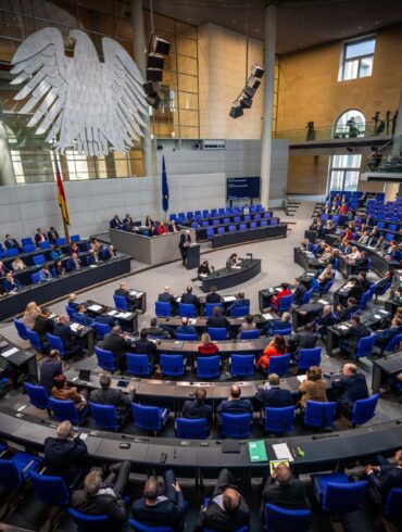 Den Vorsitzenden der Bundestagsausschüsse kommt bei der parlamentarischen Arbeit eine wichtige Rolle zu. (Archivbild)